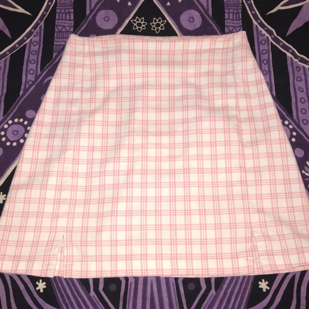 Pink and white skirt💗